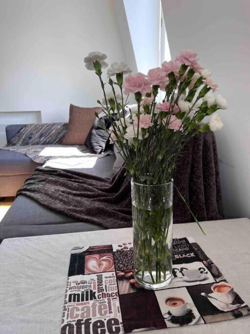 Central , Bright And Modern Flat Up To 4 People London Kültér fotó